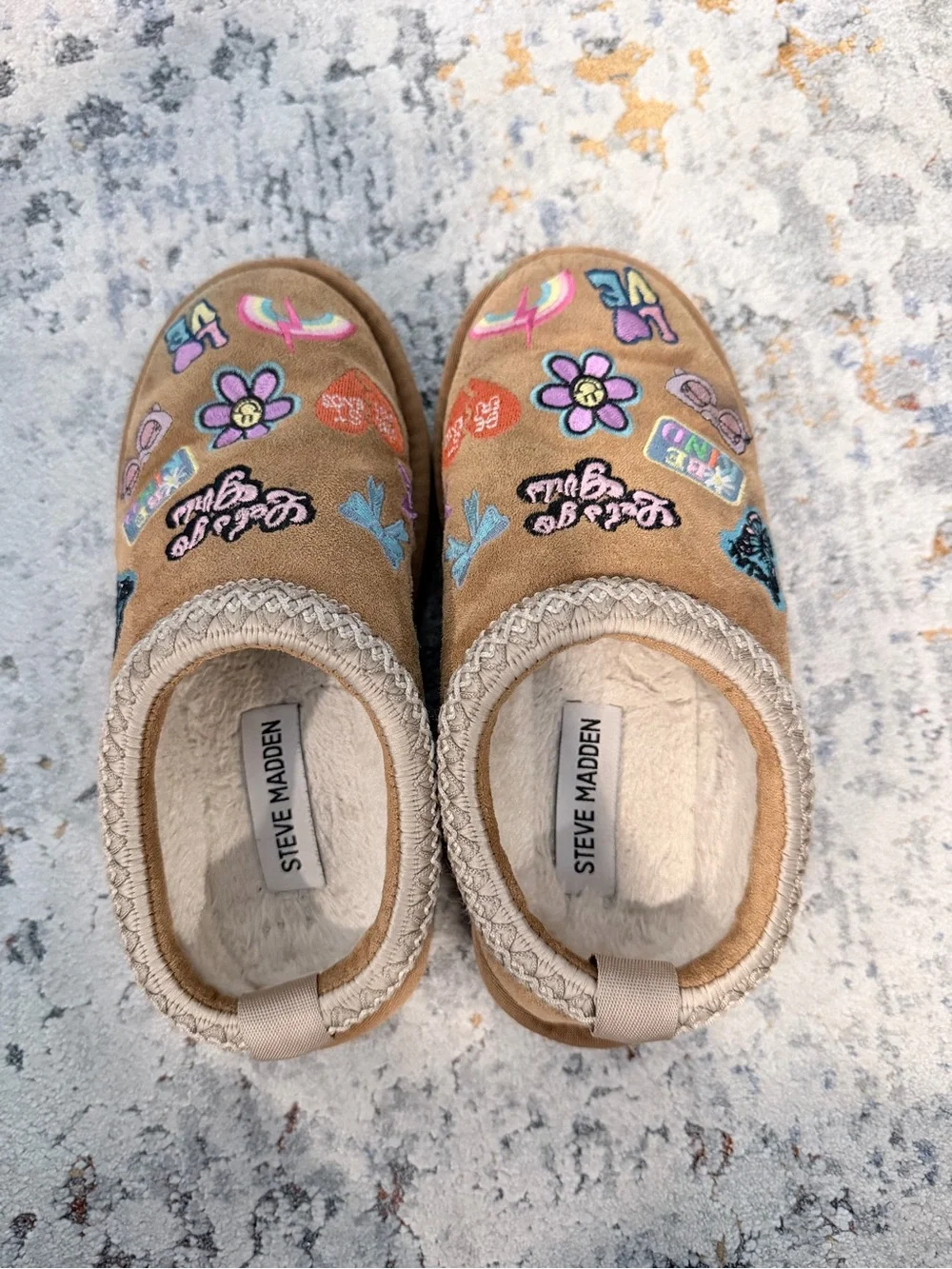 Steve Madden Kids Tan Slip-On Slippers with Colorful Embroidered Patches